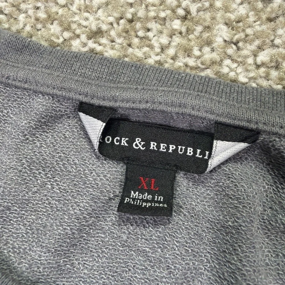 Women's Rock Republic Angel Wing Sweater Gray XL Riveted Distressed